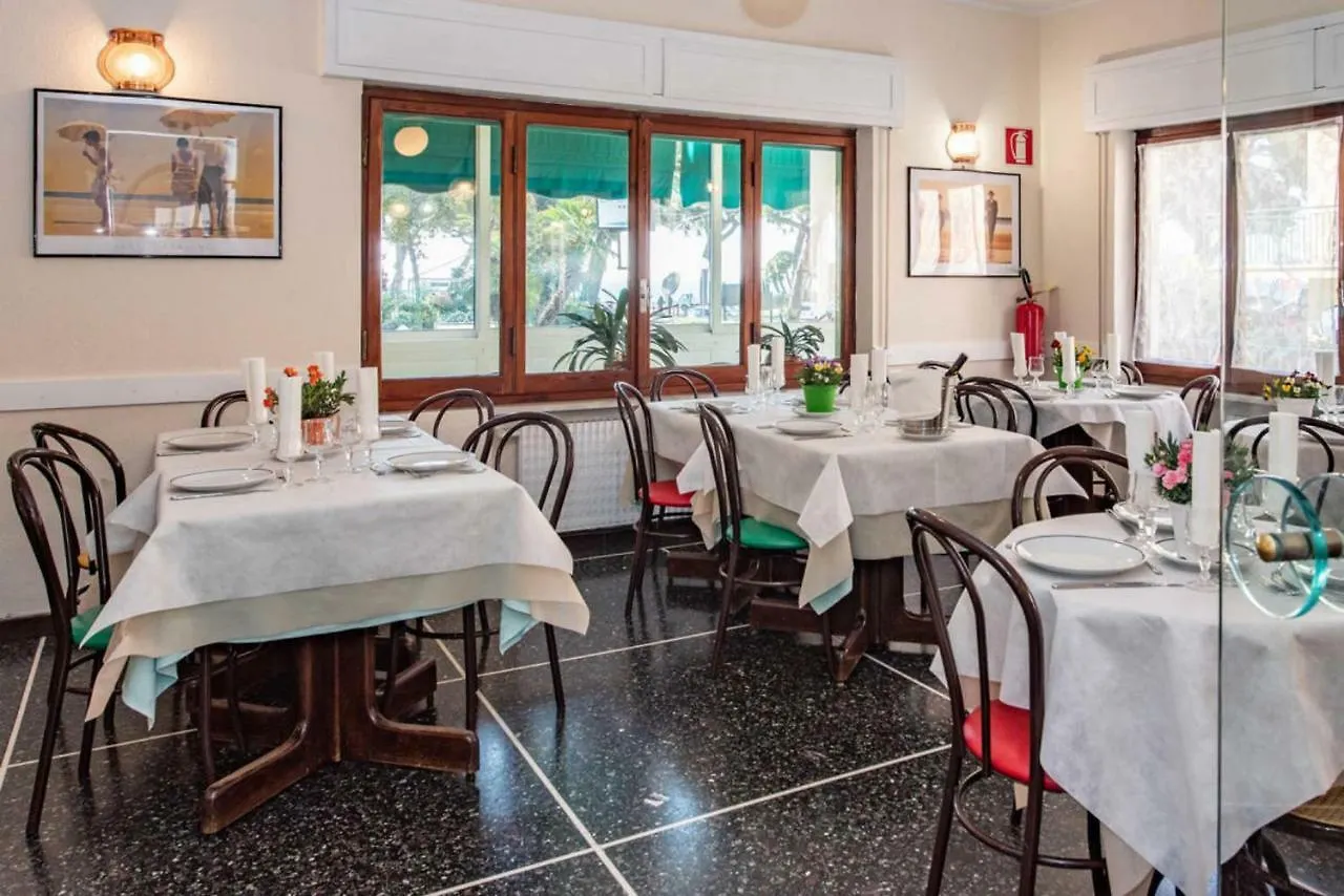 Hotel Tirreno Celle Ligure 2*,  Italy